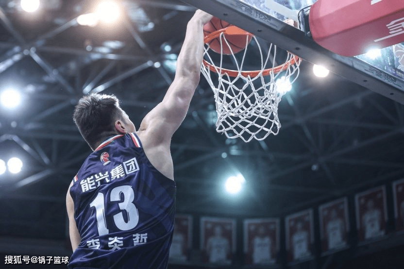 迈阿密热火训练开放日，转会期更衣室发声引欢呼，全明星赛在即，医务组通报恢复(我要为迈阿密带来第七个总冠军)