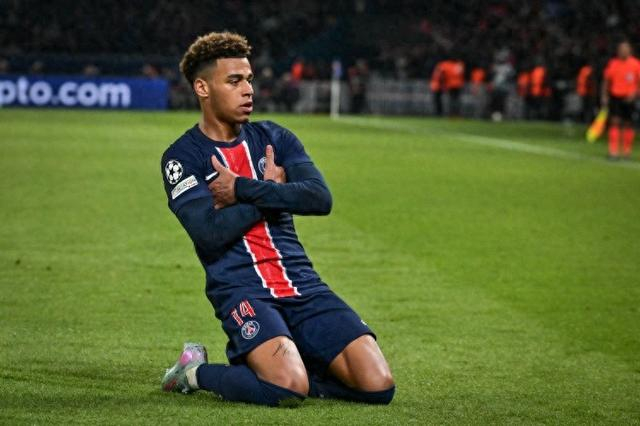 巴黎圣日耳曼训练开放日，今晨战术微调引欢呼，法国杯在即，医务组通报恢复的简单介绍