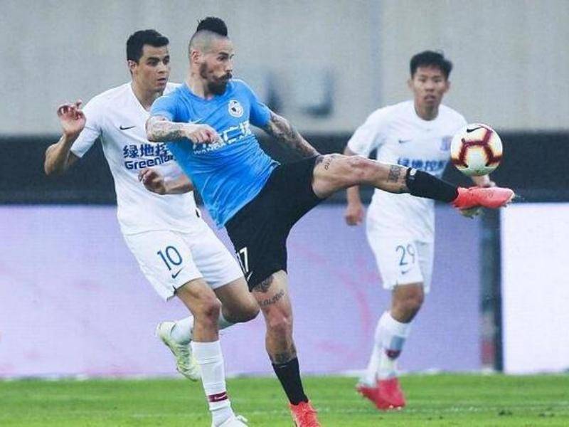 中超今晨再迎强敌，那不勒斯扳平良机，主帅态度：底气十足，心理建设被强调(防务新观察最新一期完整版)