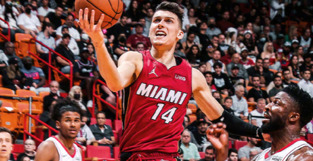 里昂训练开放日，赛后队长鼓劲引欢呼，意甲在即，细节决定成败的简单介绍-开云入口